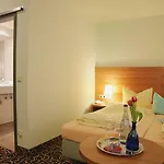 Ateckhotel Kirchheim/teck 3*
