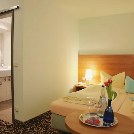 Ateckhotel Kirchheim/teck 3*