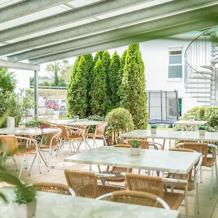 Ateckhotel Kirchheim/teck فندق
