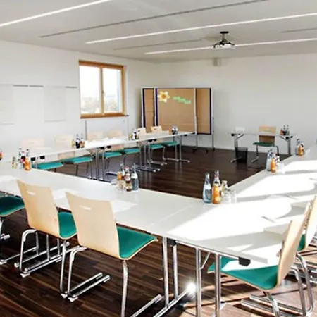 Ateckhotel Kirchheim/teck فندق كيرشهايم أونتر تيك