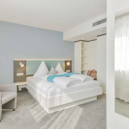 Ateckhotel Kirchheim/teck 3*